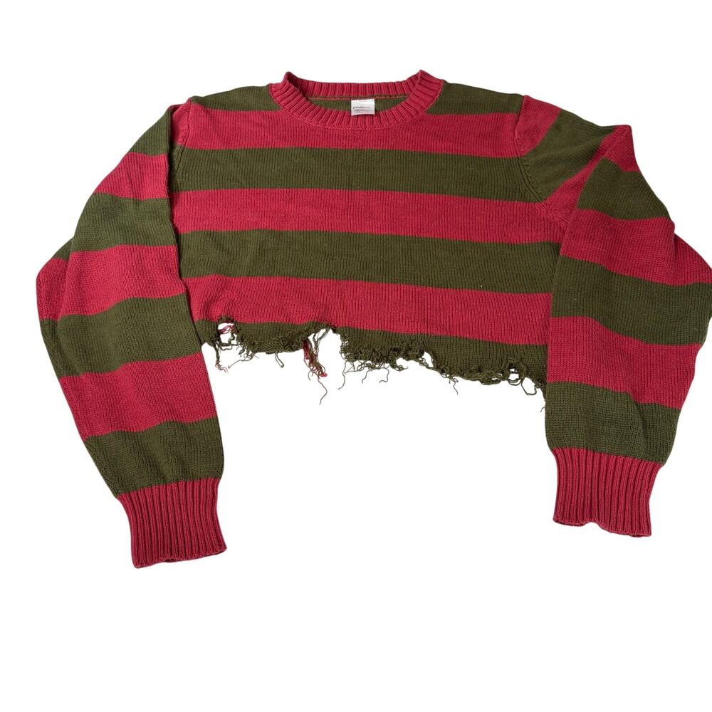 Nightmare on Elm St Freddy Krueger sweater. Cropped, frayed. Size L. costume
